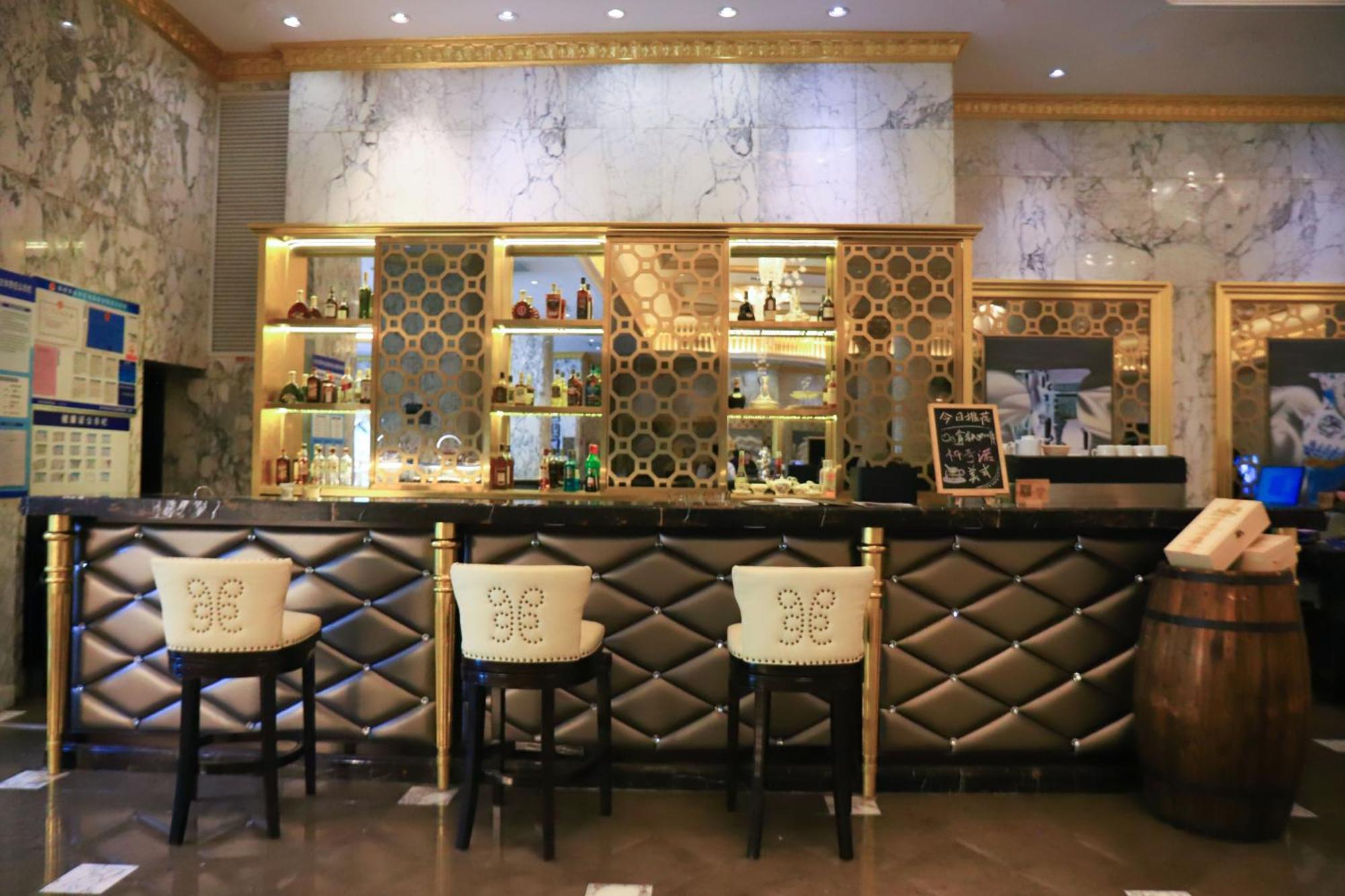 Crowne Plaza Zhengzhou By Ihg Otel Dış mekan fotoğraf