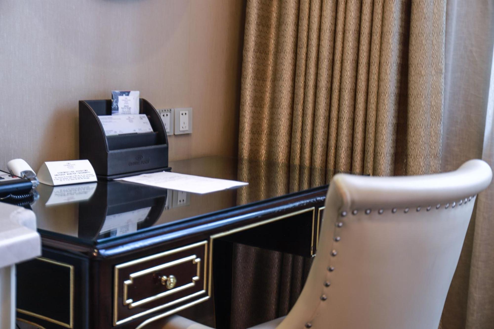Crowne Plaza Zhengzhou By Ihg Otel Dış mekan fotoğraf