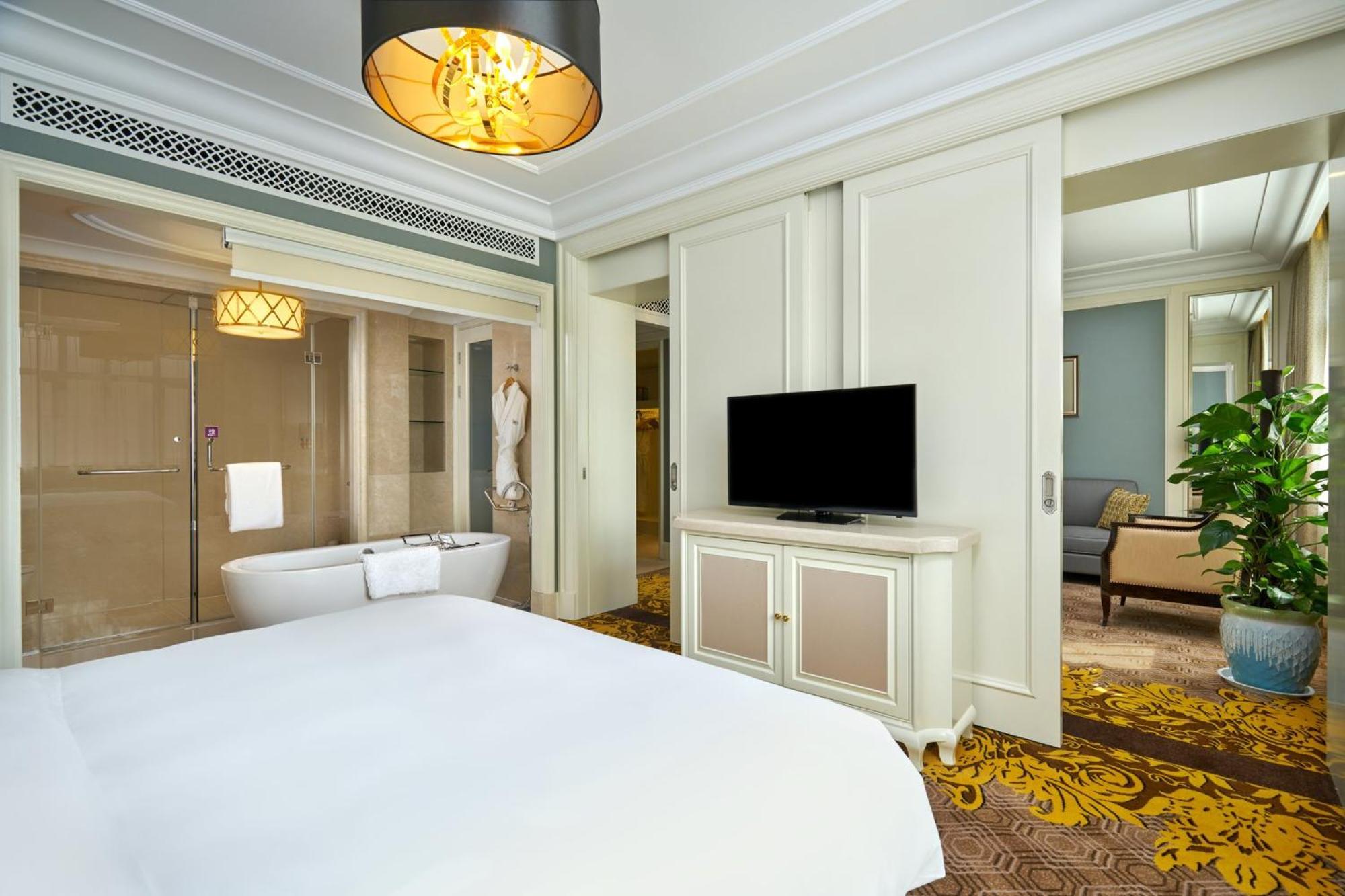Crowne Plaza Zhengzhou By Ihg Otel Dış mekan fotoğraf