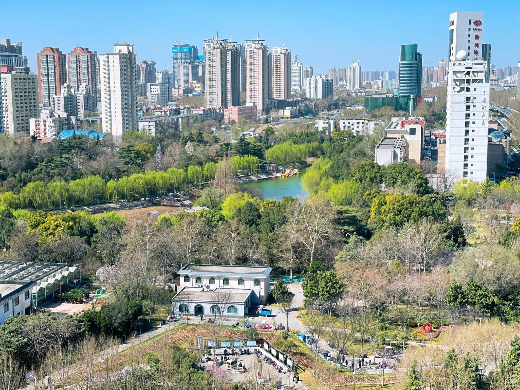Crowne Plaza Zhengzhou By Ihg Otel Dış mekan fotoğraf